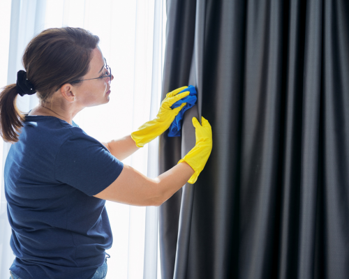 Curtain Cleaning Insights - Pro Tips for a Spotless Finish.
