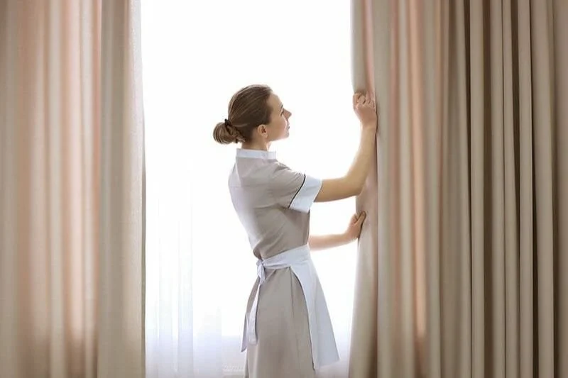 Drapes-Cleaning-Service